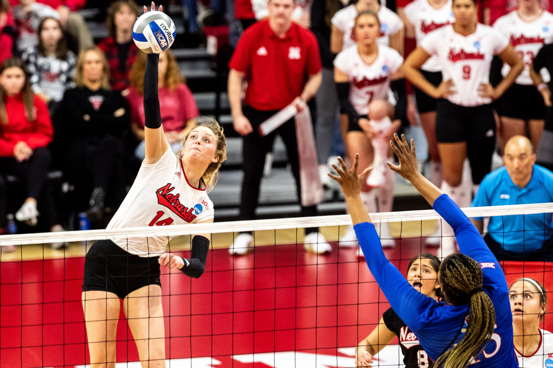 120322-owh-spo-nuvolley-LS07.jpg